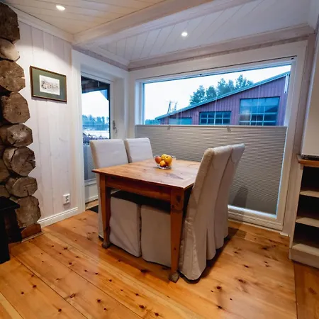 Apartamento I Stall Fra 1800-tallet Os (Hedmark)